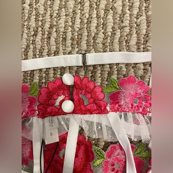 For Love and Lemons floral garter belt - Picture 4 of 5